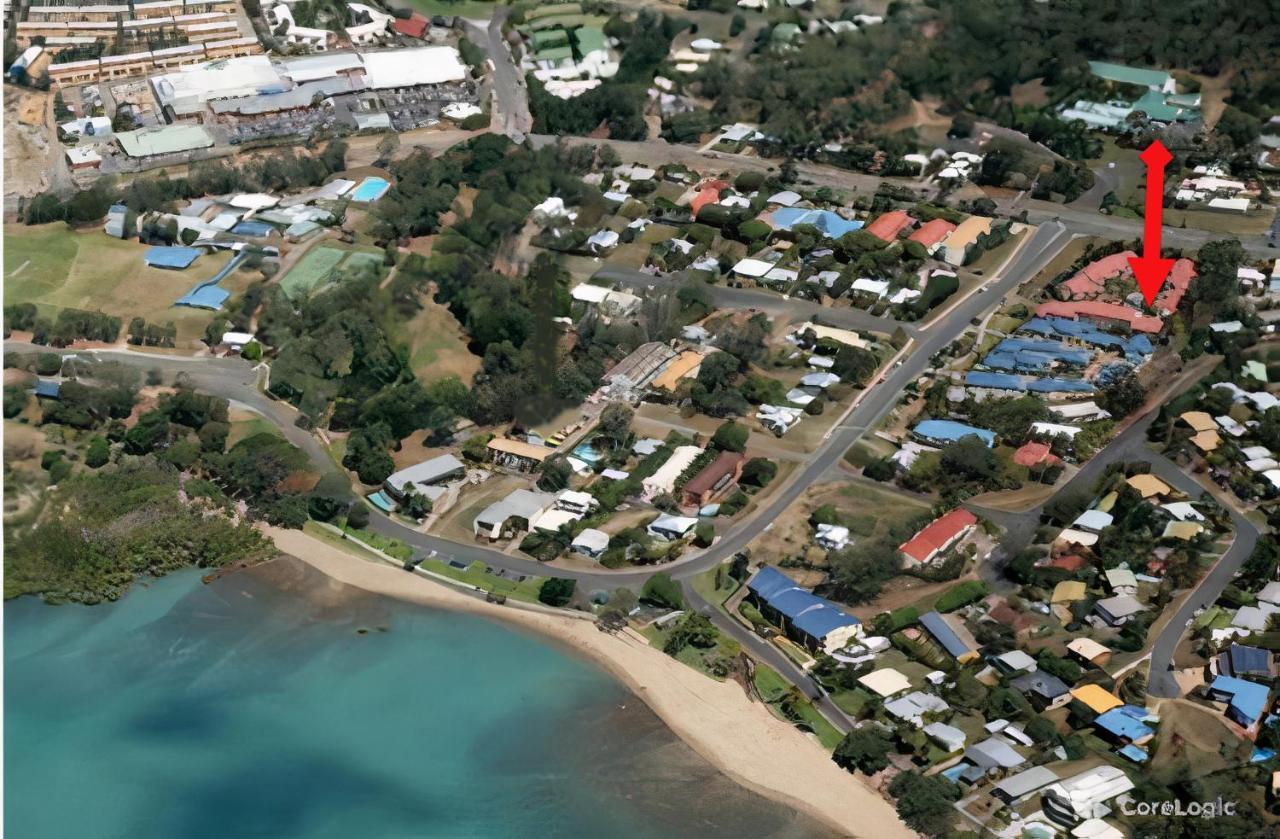 La Villa At Beach Court Airlie Beach Exterior photo